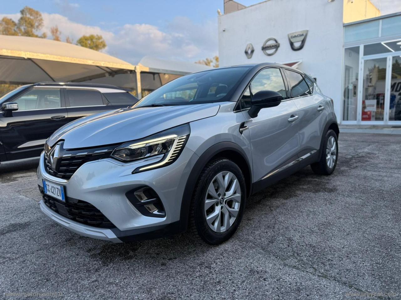 RENAULT Captur TCe 140 CV Intens