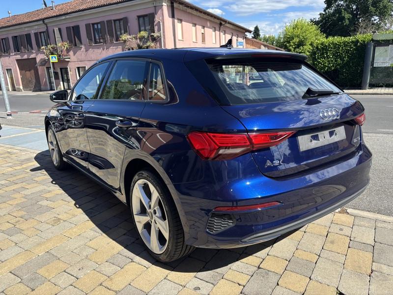 Audi A3 Sportback 30 2.0 tdi Business LED-NAVI-18"