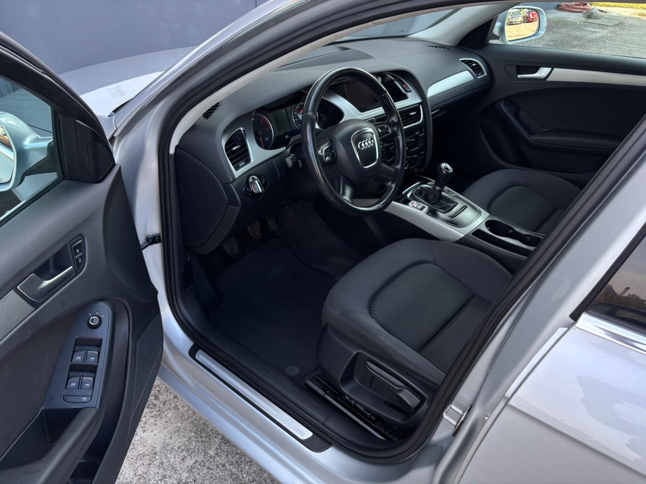 Audi A4 Avant 2.0 TDI. Garanzia. Neopatentati