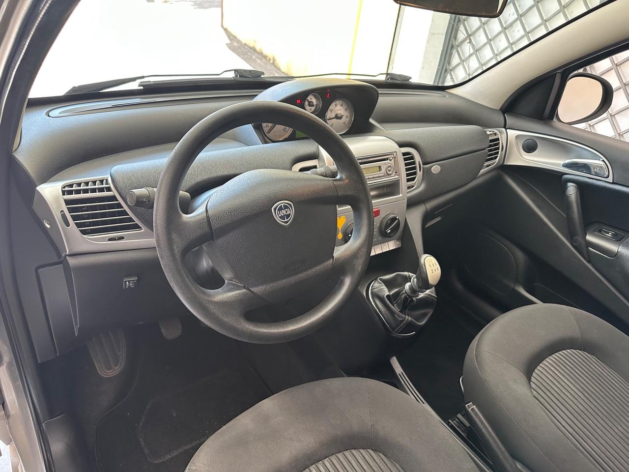 Lancia Ypsilon 1.4 Platino Ecochic GPL
