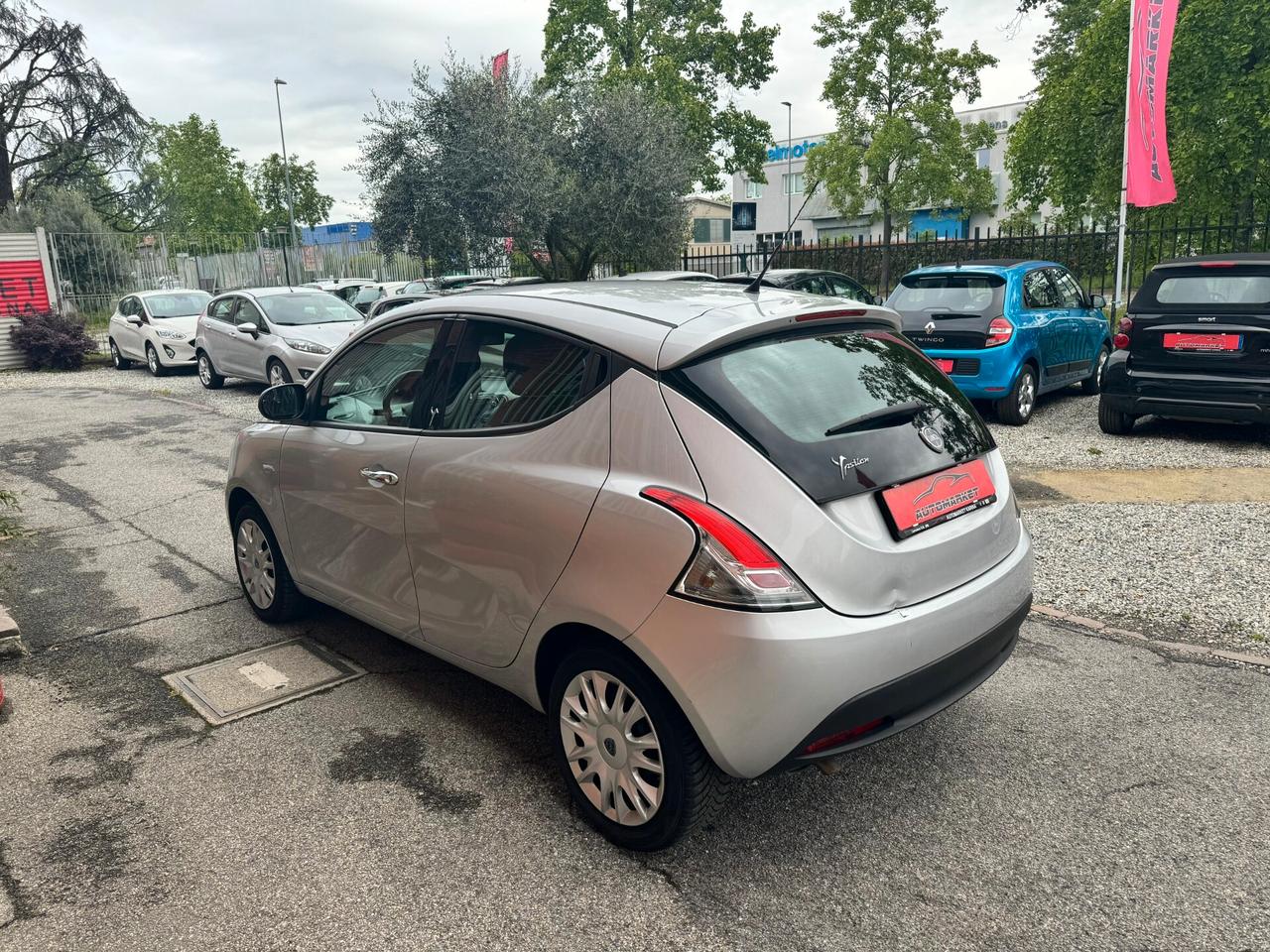 Lancia Ypsilon 1.3 MJT 95 CV 5p S&S Gold