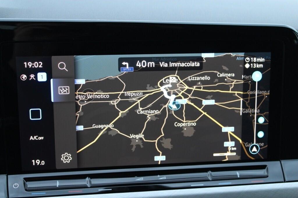 VOLKSWAGEN Golf 2.0 TDI 115cv *Luci Ambiente