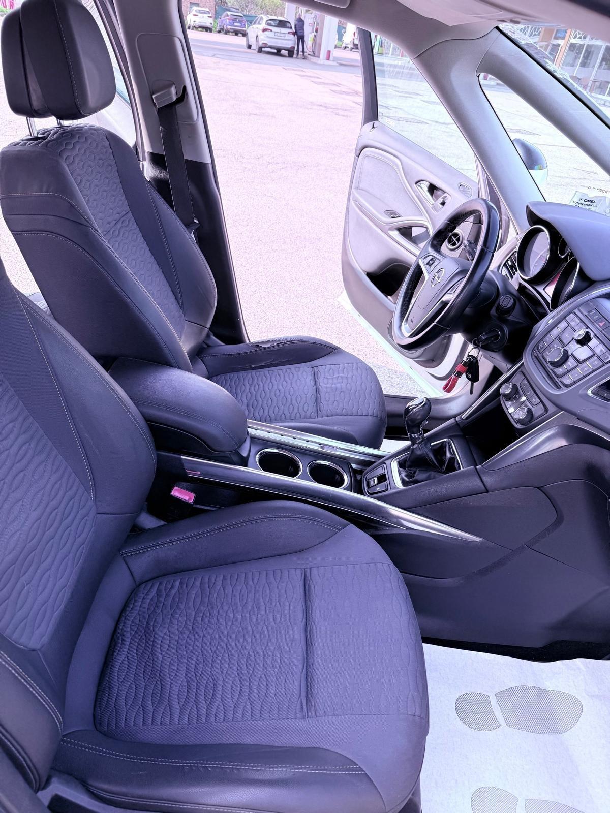 Opel Zafira Tourer 2.0 CDTi 110CV Cosmo