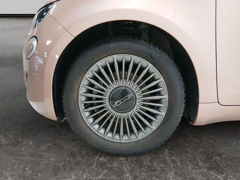 FIAT 500 500e 42 kWh La Prima