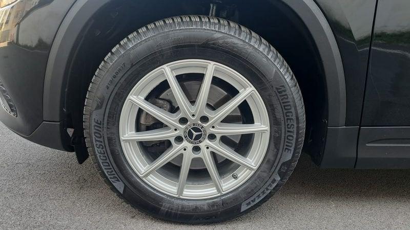 Mercedes-Benz GLA 200d AUTO/RETROCAM.