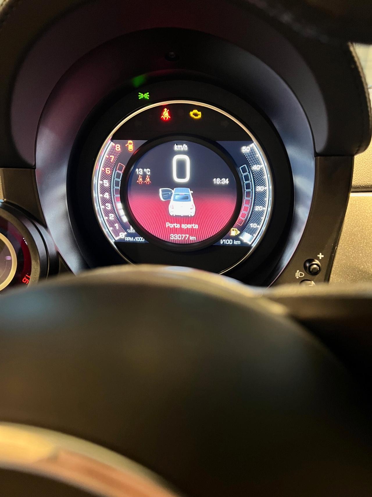 Abarth 595 C 1.4 Turbo T-Jet 165 CV