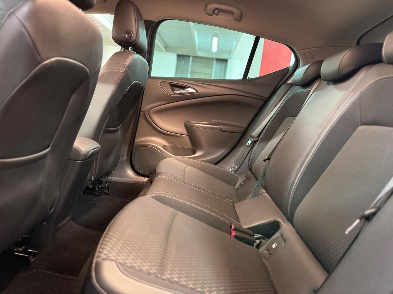 Opel Astra 1.6 CDTI EcoFLEX S&S 4 porte Elective