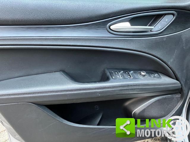 ALFA ROMEO Stelvio 2.2 Turbodiesel 180 CV AT8 RWD Super