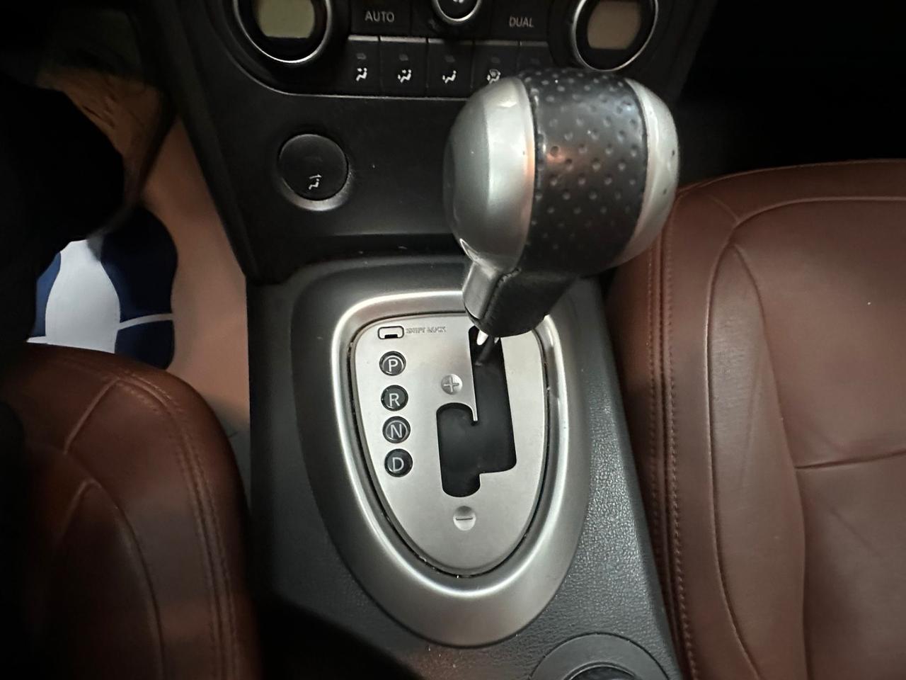 Nissan Qashqai 2.0 dCi DPF 4WD Tekna *Tetto Panoramico