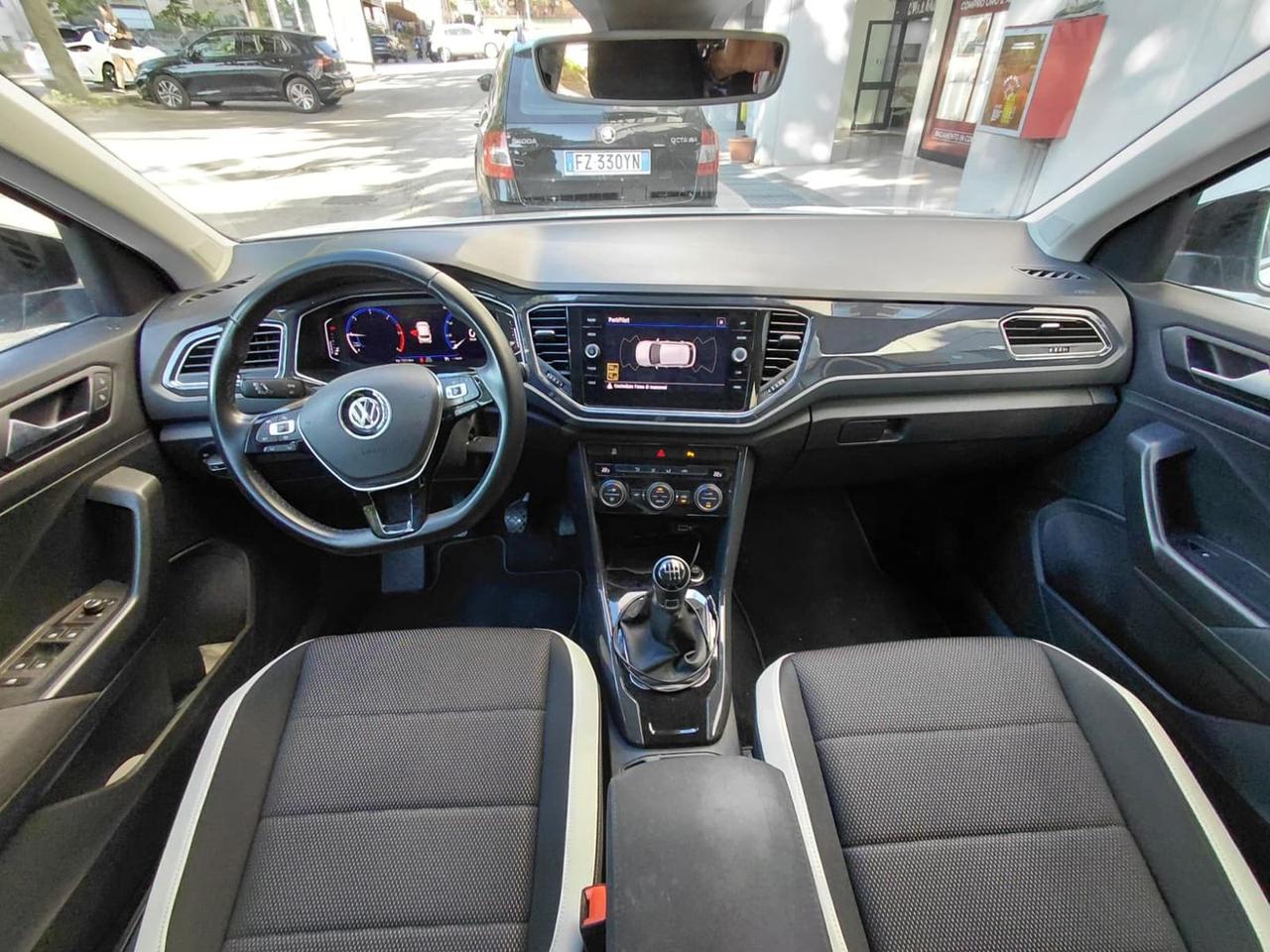 Volkswagen T-Roc Adavanced 1.6 TDI 115cv #11869