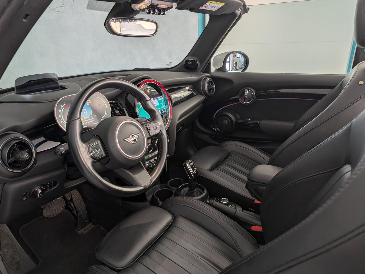 Mini Cooper Cabrio 1.5 Cooper Premium Plus
