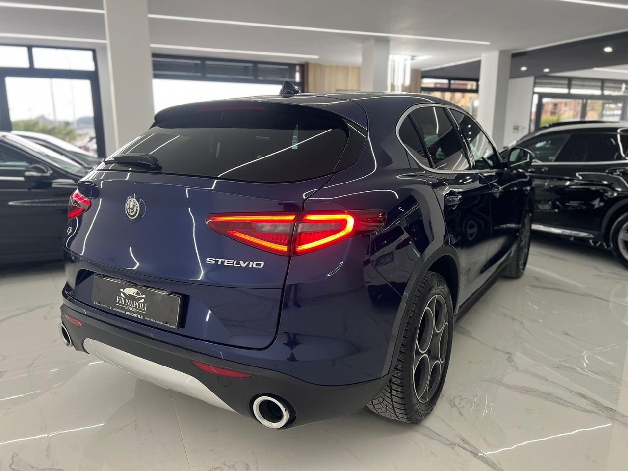 Alfa Romeo Stelvio 2.2 Turbodiesel 210 CV AT8 Q4 Super