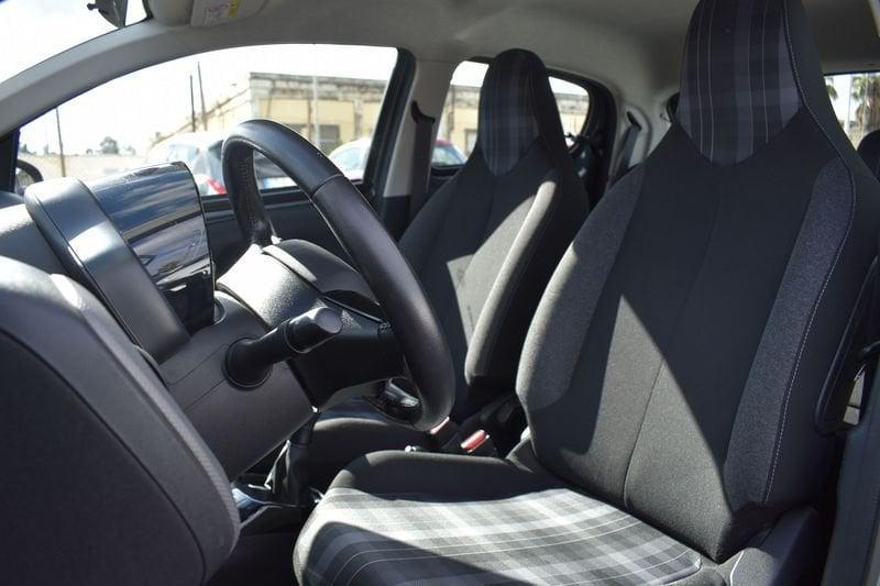 Peugeot 108 VTi 72 5 porte Allure TOP!