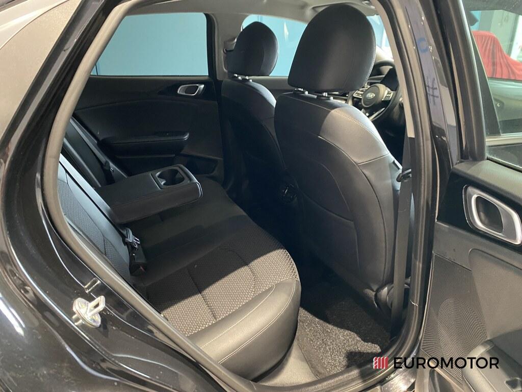Kia Xceed 1.6 CRDi MHEV High Tech 2WD DCT