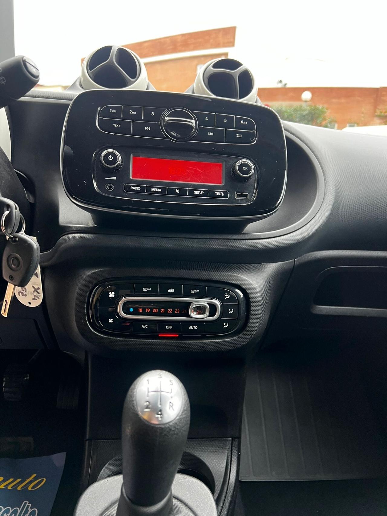 Smart ForFour 70 1.0 Youngster NEOPATENTATI