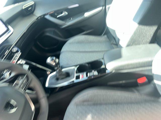 PEUGEOT 2008 PureTech 100 S&S Allure tua da ?249,00 mensili