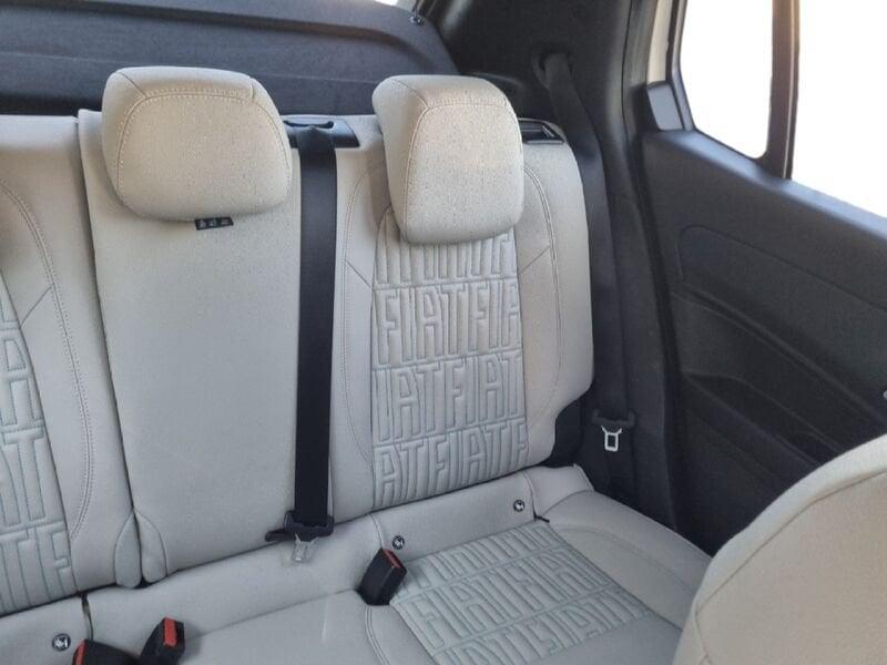 FIAT 600 (2023-->) Hybrid 100 CV DCT MHEV La Prima