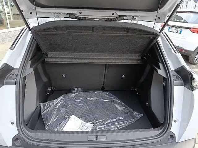 Peugeot 2008 1.2 TurboBenzina 100cv ALLURE KM ZERO