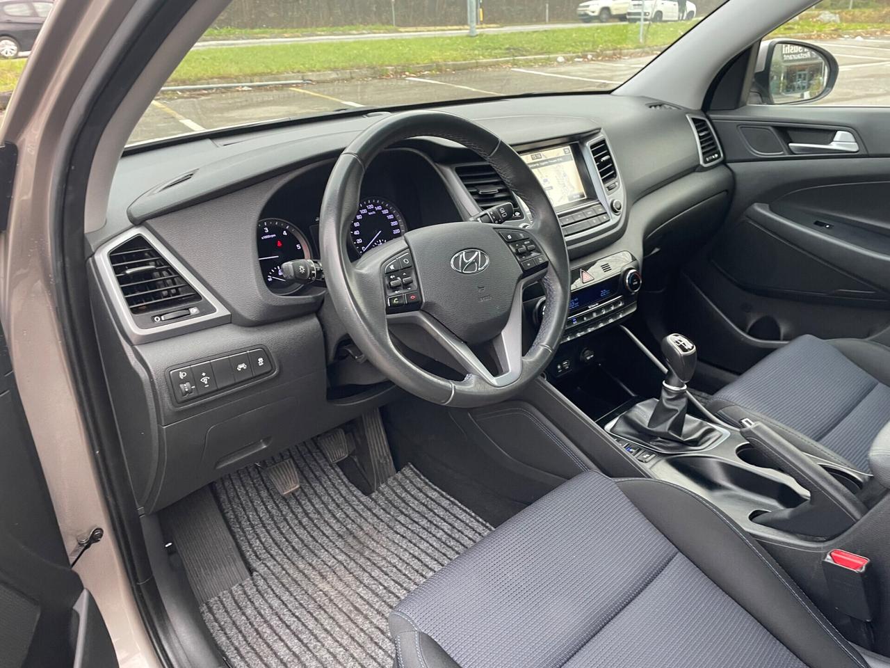 Hyundai Tucson 1.7 CRDi*Neopatentati*Navi*Solo 63000Km*