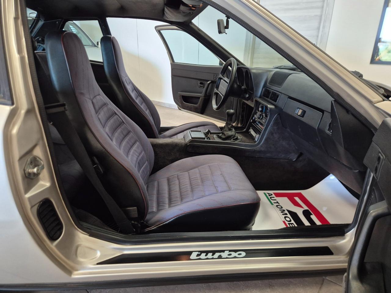 Porsche 924 2.0 Turbo ASI ORO