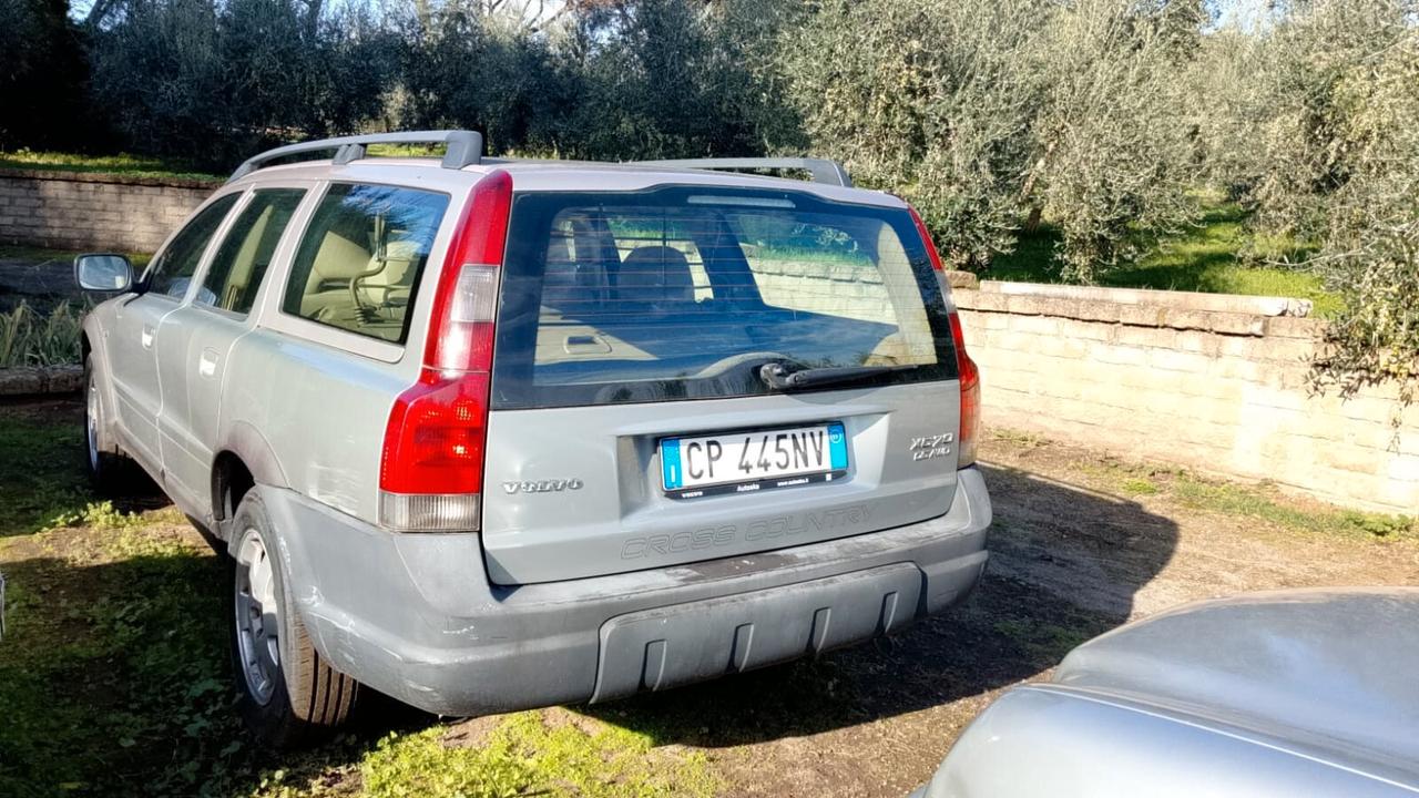 VOLVO V70 XC70 CROSS COUNTRY 4X4 ASI
