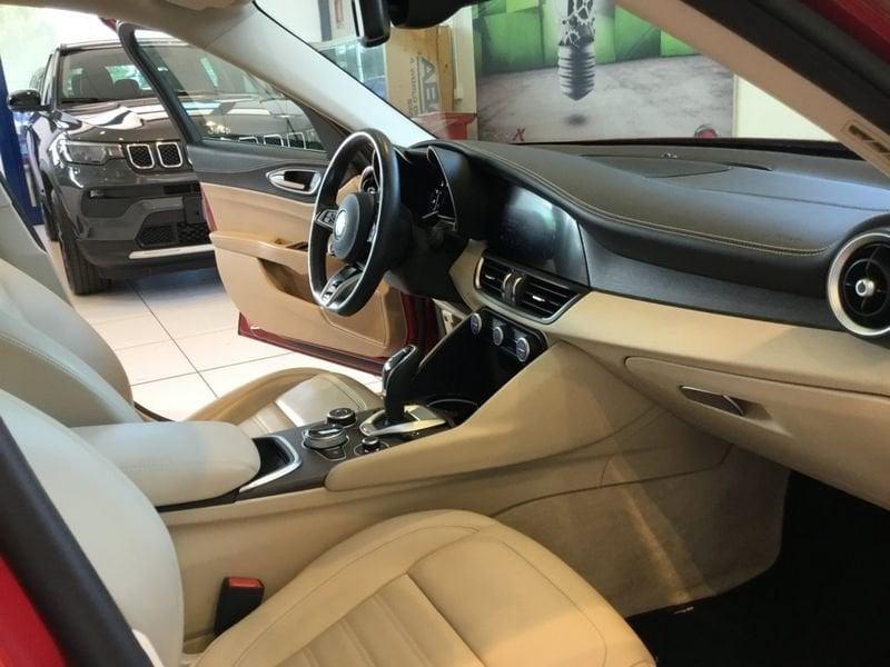 Alfa Romeo Giulia Giulia 2.0 Turbo 200 CV AT8 Ti MY20