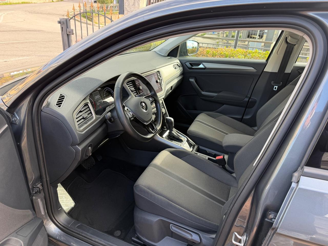 Volkswagen T-Roc 2.0 TDI SCR 150 CV DSG Business BlueMotion Technology