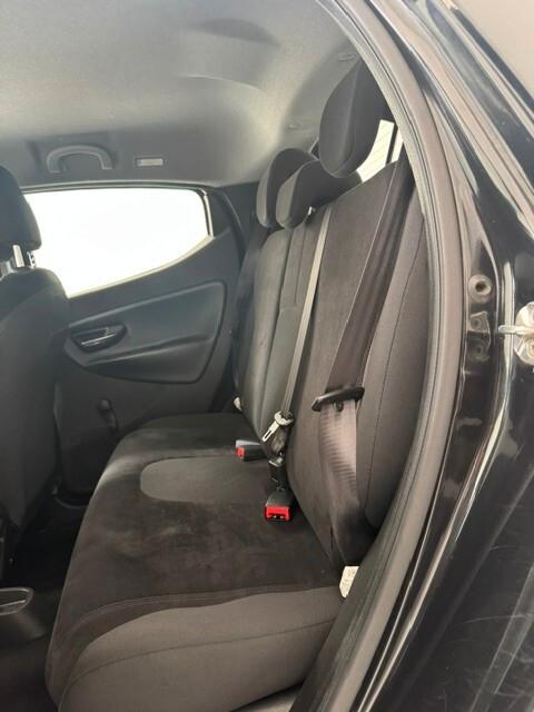Lancia Ypsilon 1.2 69 CV 5 porte Gold