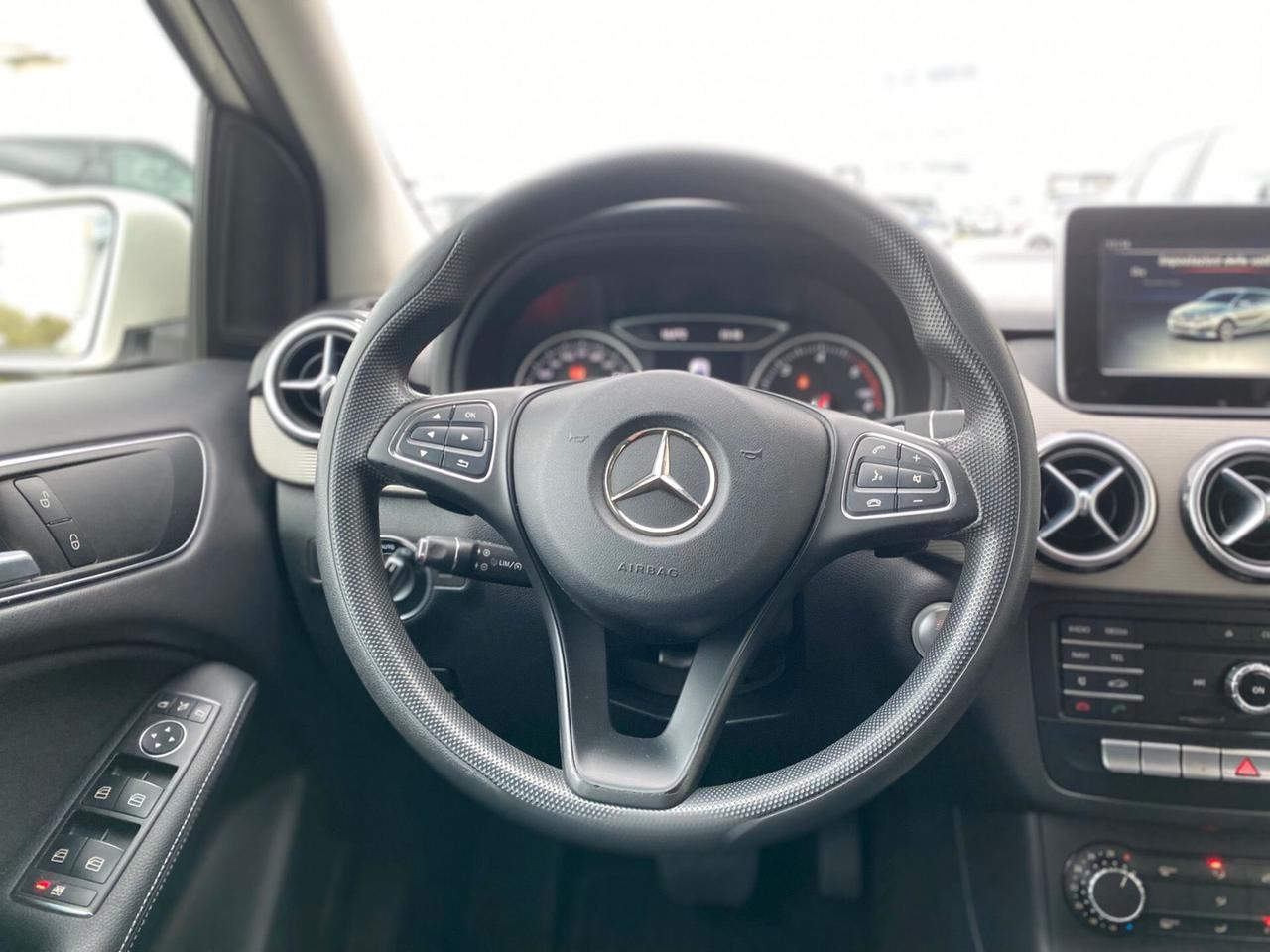 Mercedes-benz B 180 d Automatic Premium