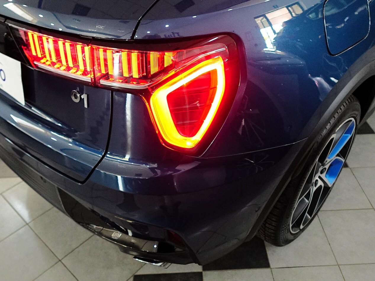 Lynk and Co 01 1.5 BZ 261 CV PHEV 01