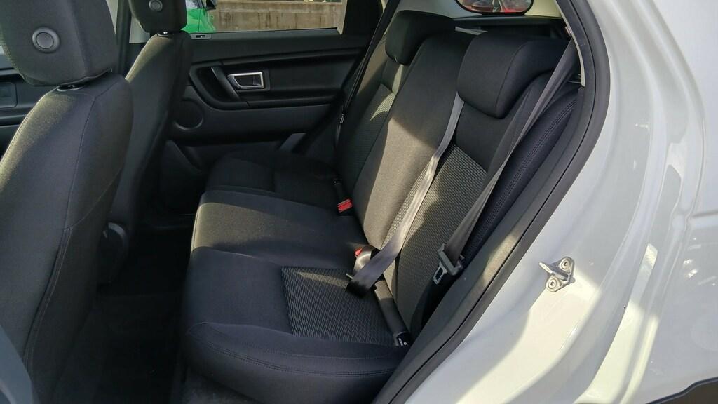 Land Rover Discovery Sport 2.0 eD4 FWD