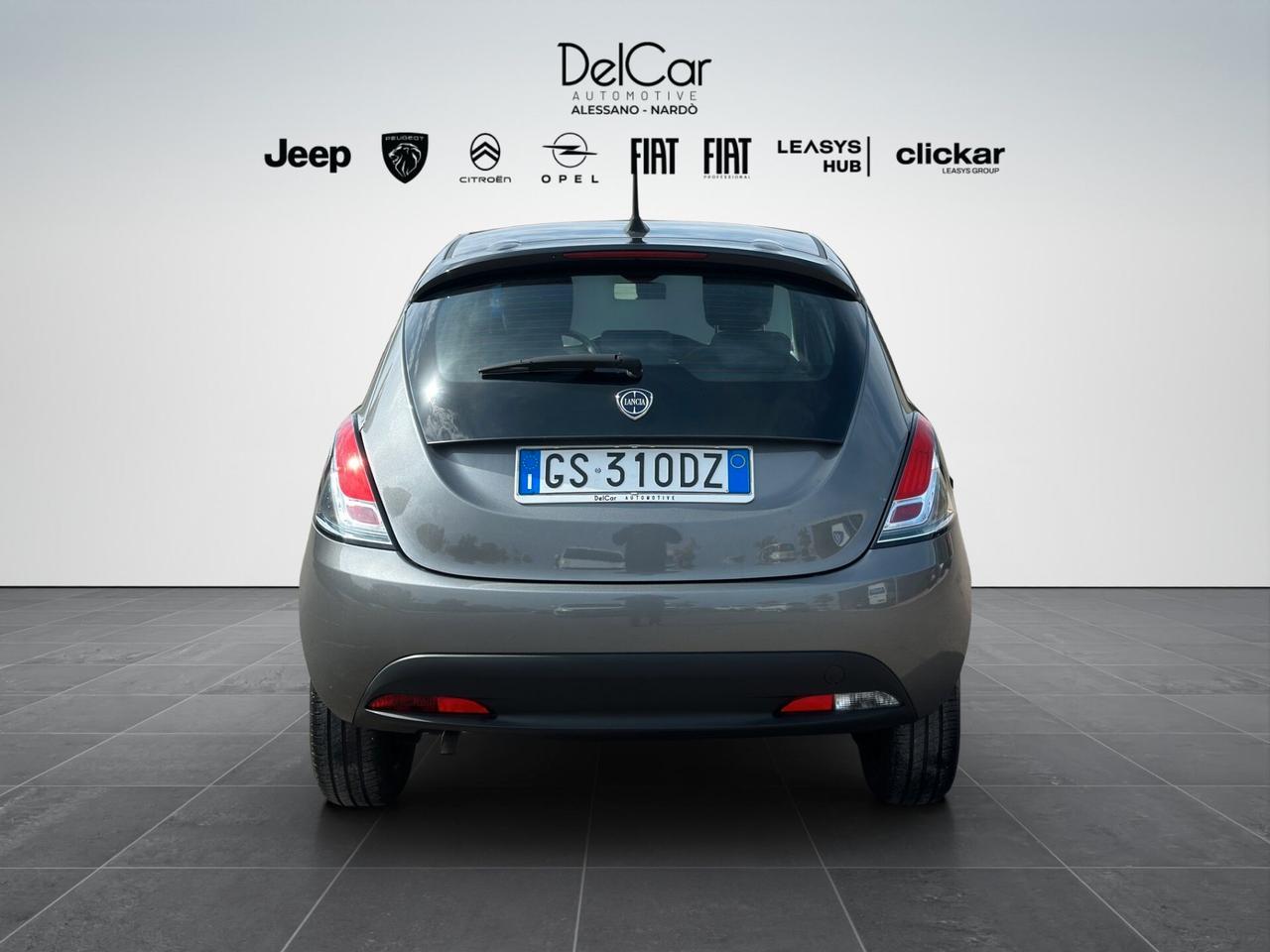 Lancia Ypsilon 1.0 FireFly 5 porte S&S Hybrid Oro