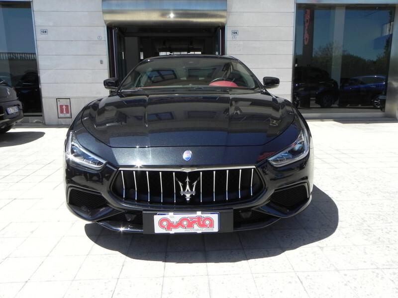 Maserati Ghibli V6 430 CV Q4 Gransport