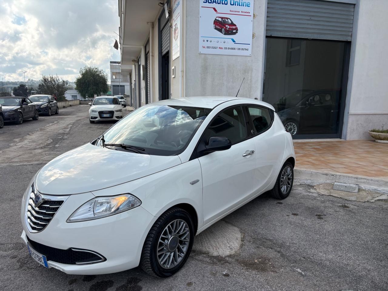 Lancia Ypsilon 1.2 69 CV 5 porte GPL Ecochic Gold