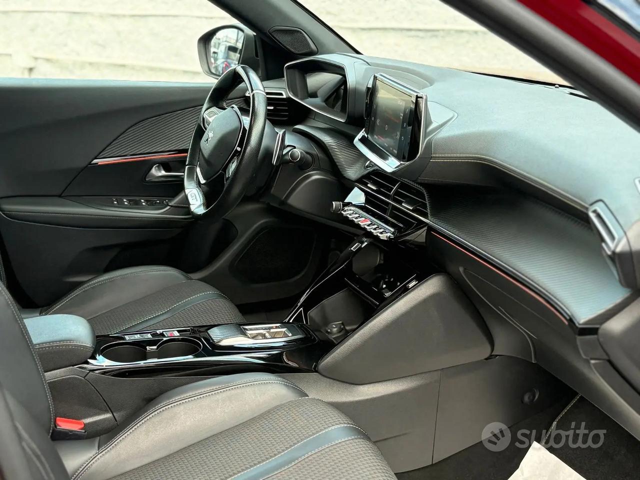 PEUGEOT 2008 1.5 BlueHDI(130cv) EAT8 GT AUTOMATICA