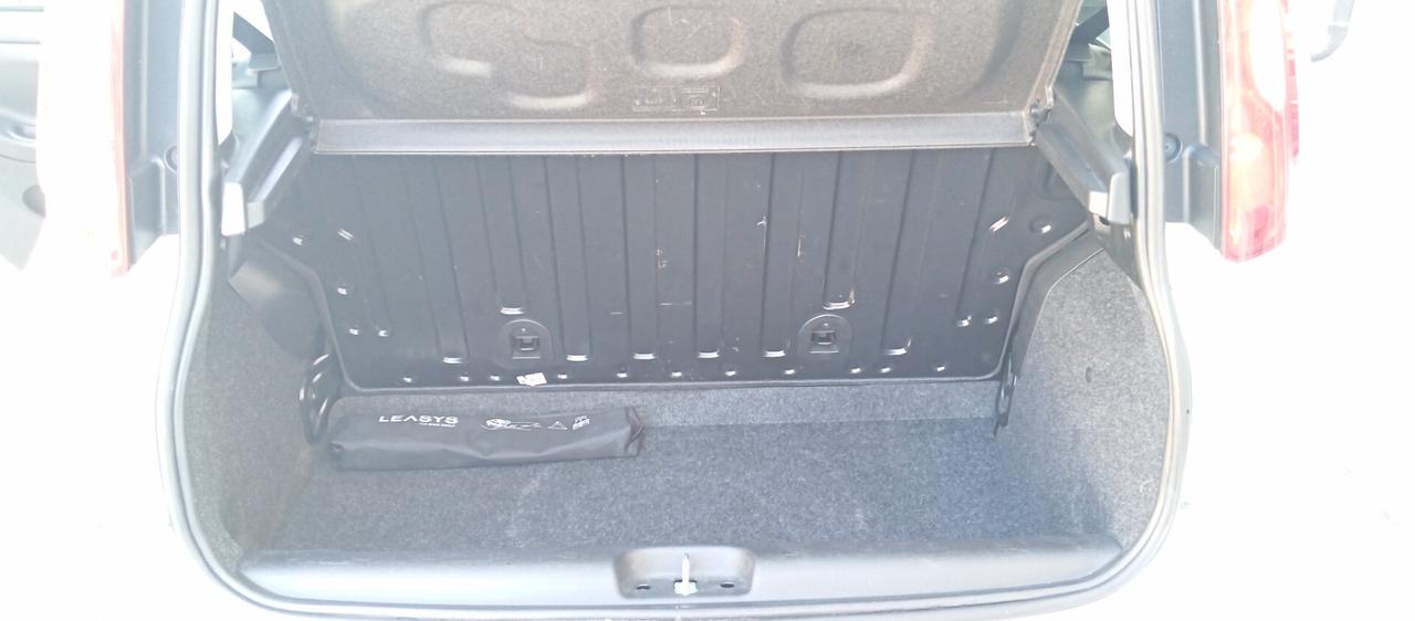 Fiat Panda 1.2i 69 CV - Garanzia-Neopatentati
