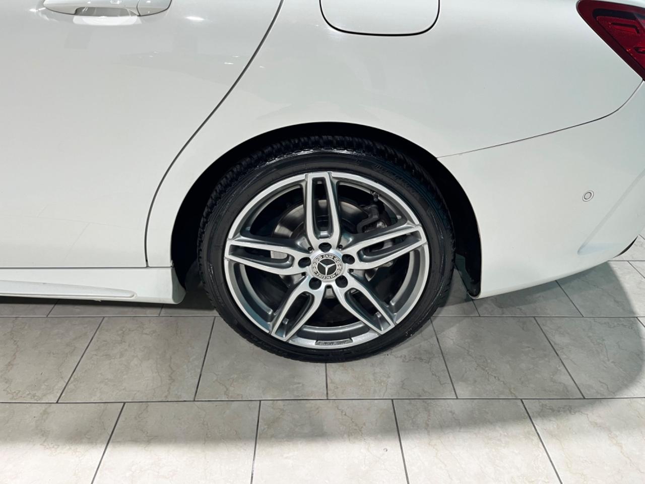 MERCEDES CLA SHOOTING BRAKE 200D *TETTO * PREMIUM *UNICOPROPRIETARIO