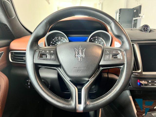 MASERATI Levante 3.0 BT V6 AWD Granlusso