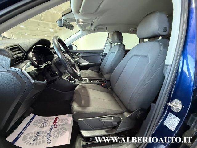 AUDI Q3 35 TDI S tronic Business