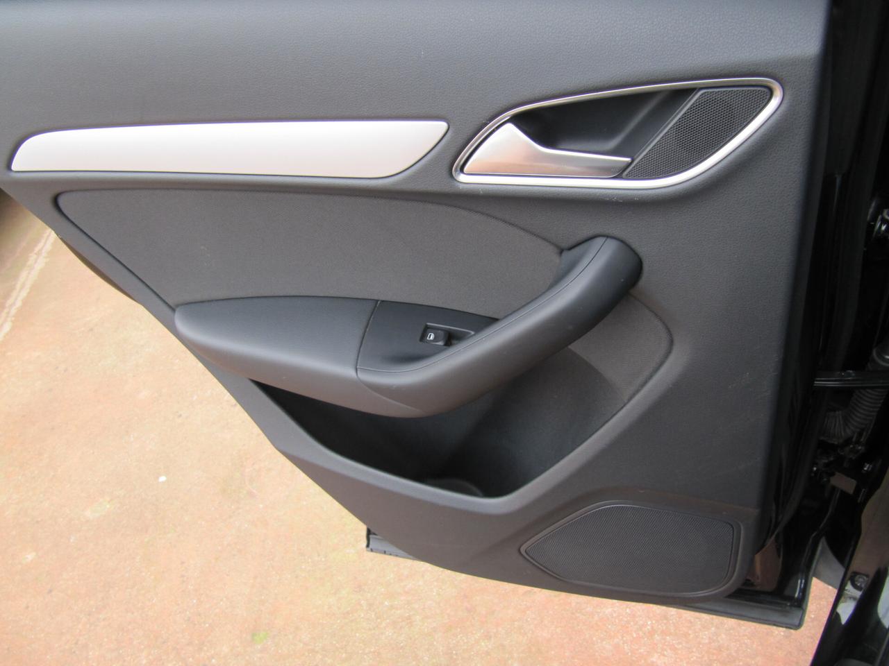 Audi Q3 2.0 TDI 120 CV S tronic Sport - AUTOMATICA