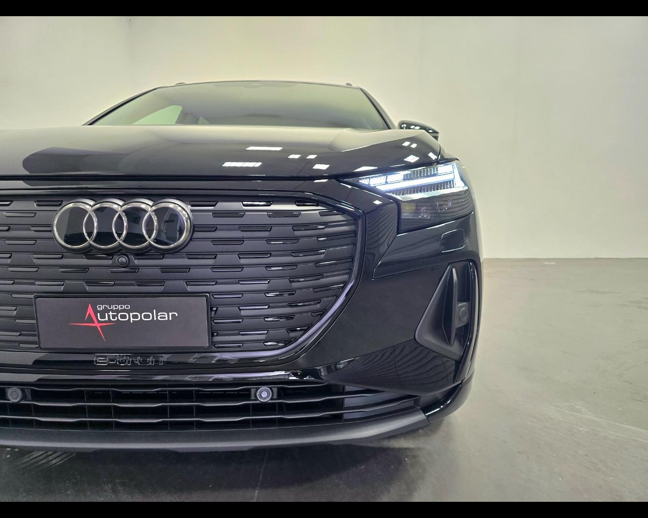 AUDI Q4 45 E-TRON QUATTRO S-LINE