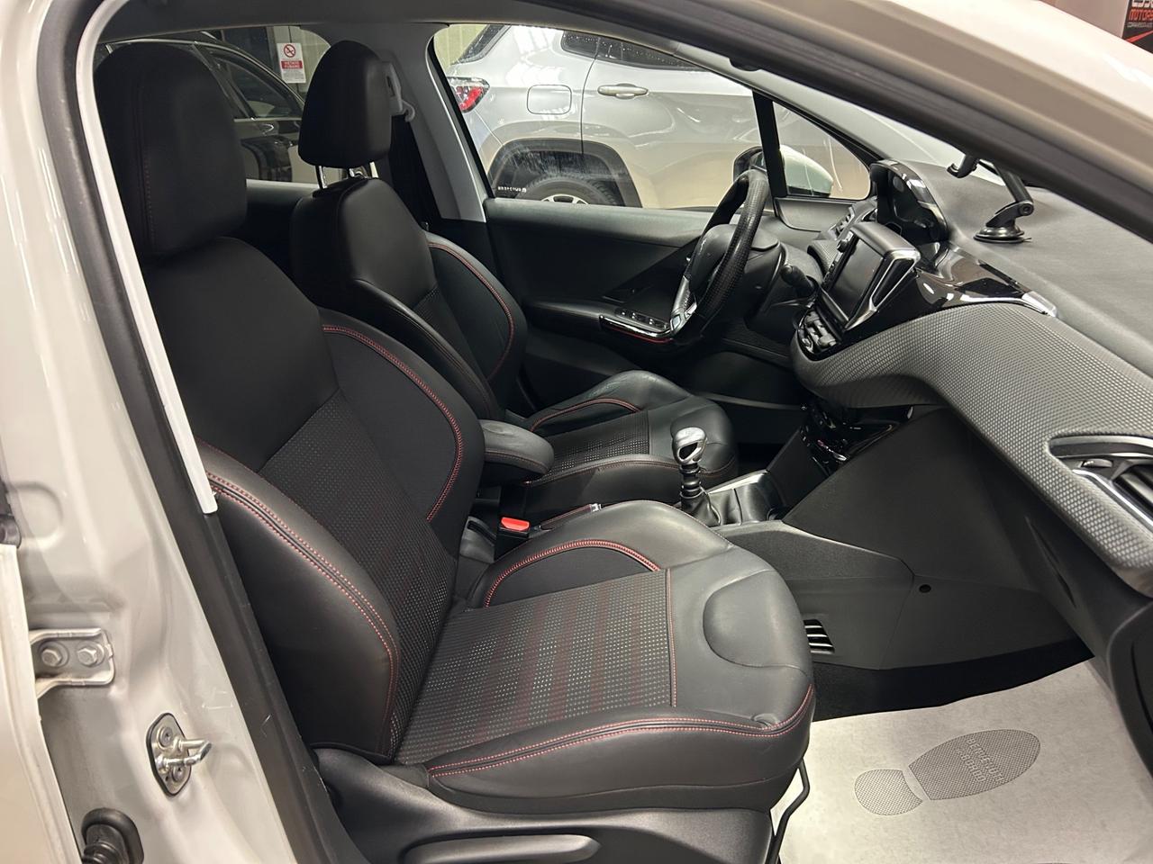 Peugeot 208 - 1.6 BlueHDi 120cv GT Line NEOPATENTATI