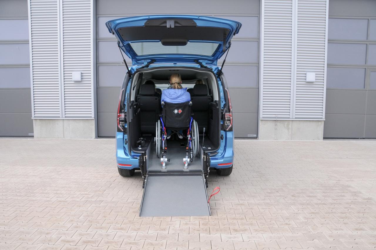 Volkswagen Caddy auto per disabili - 2.0 TDI