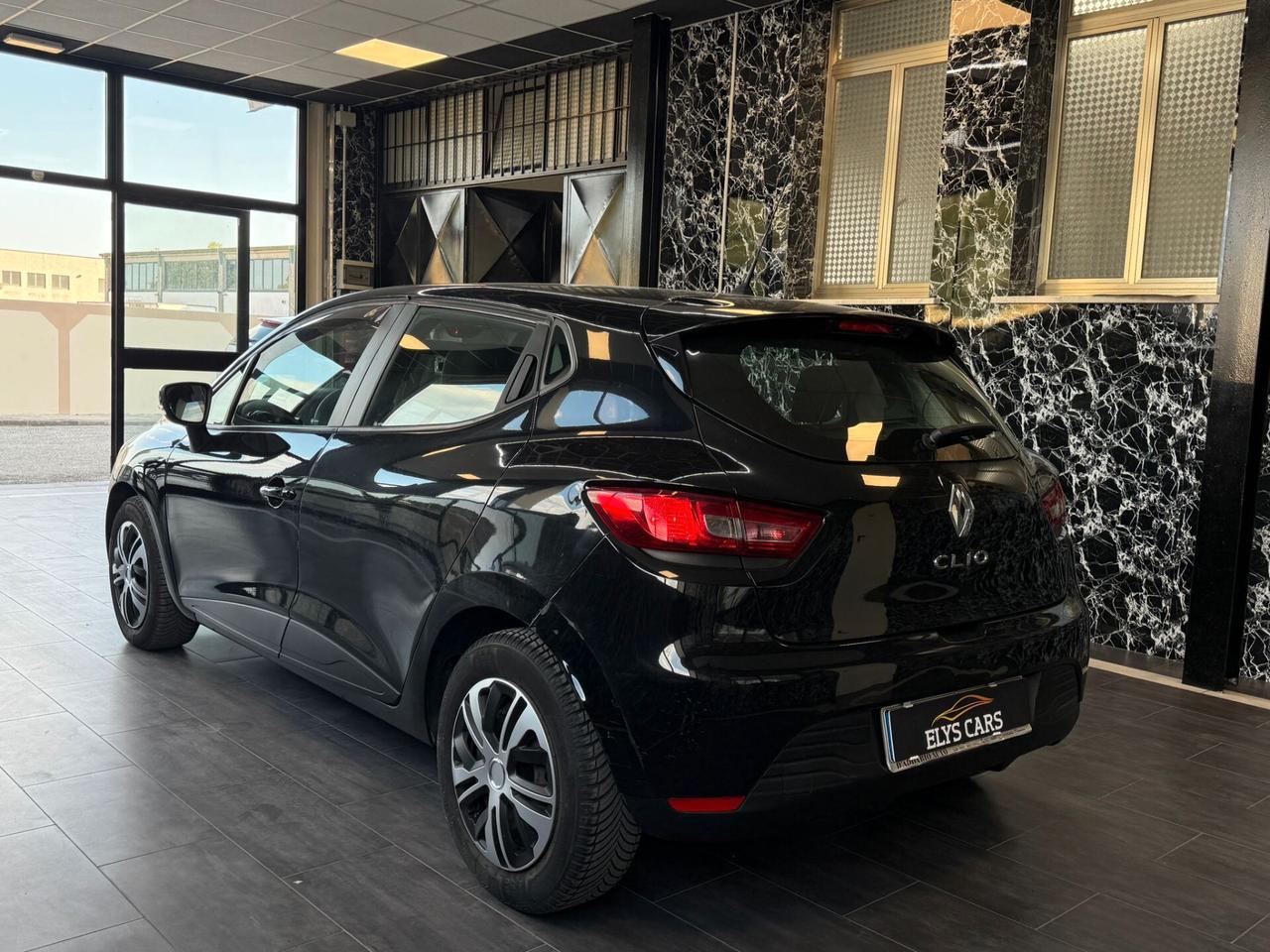 Renault Clio 1.2 75CV 5 porte Wave