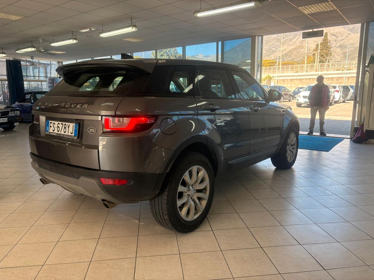 Land Rover Range Evoque 2.0 eD4 5p. SE Dynamic
