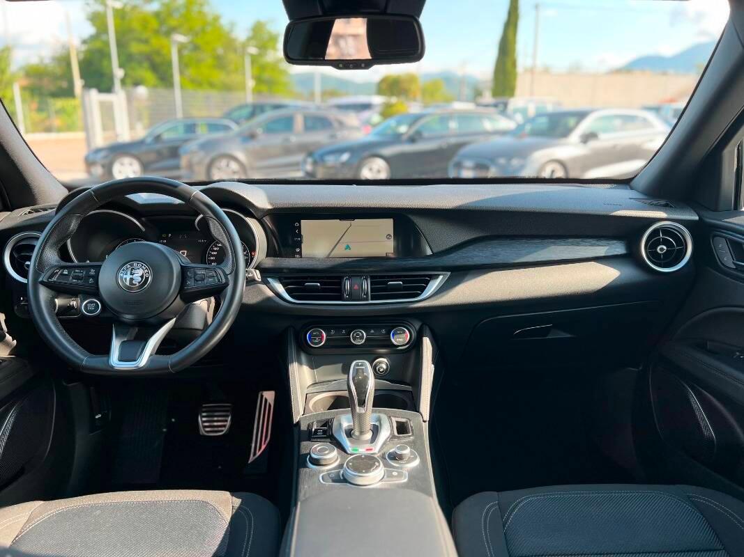 Alfa Romeo Stelvio 2.2 t Business rwd 160cv auto
