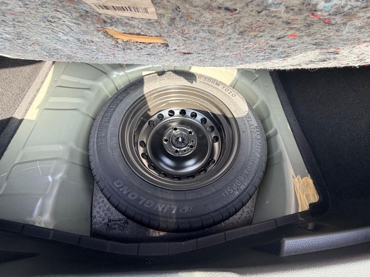 Nissan Juke Acenta 1.0 DIG-T 114 #9785