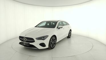 Mercedes-Benz CLA Shooting Brake 180 d Progressive Advanced auto