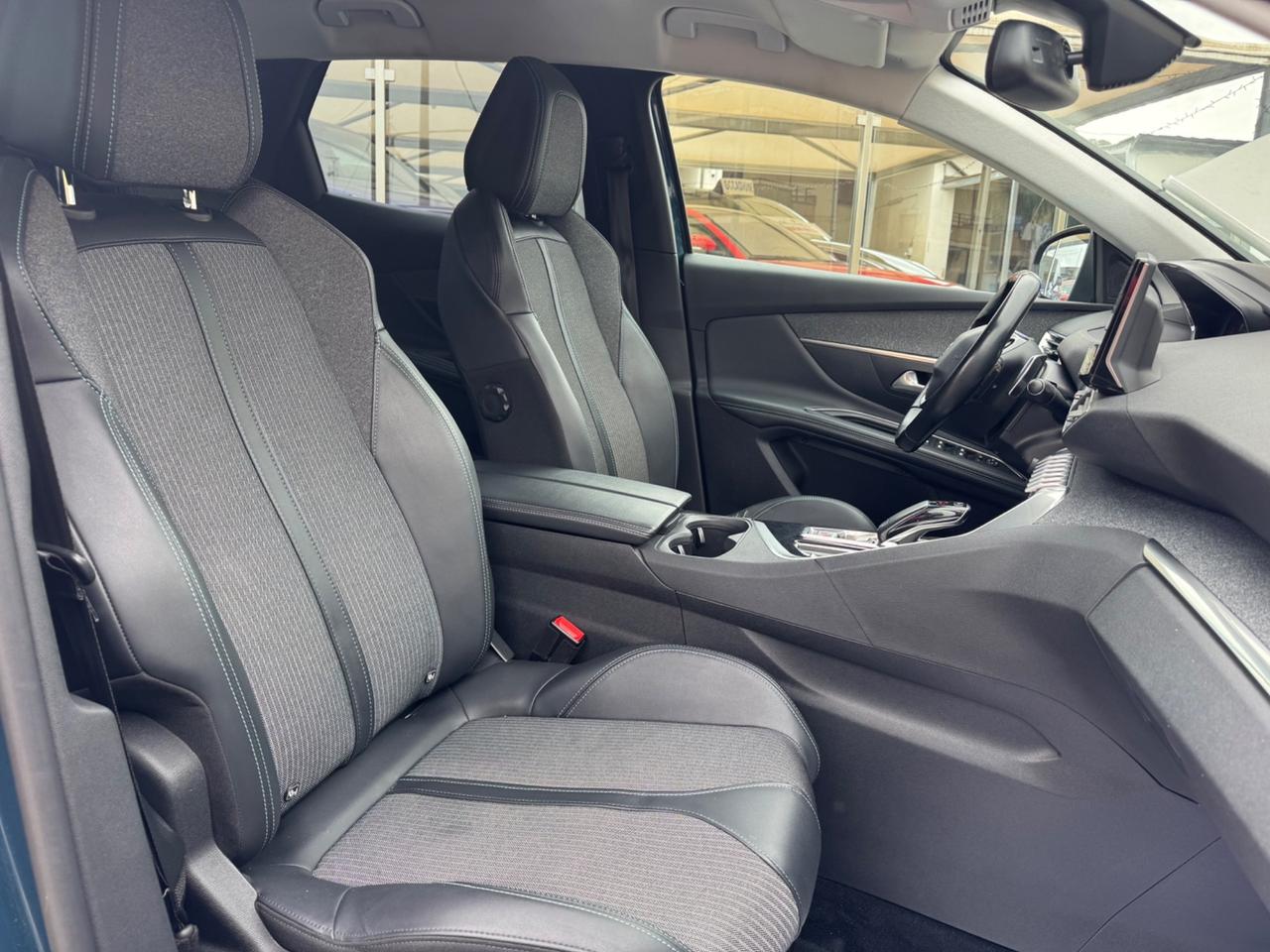 PEUGEOT 3008 1.5 BLUEHDI 130 CV ALLURE EAT8 FULL IVA