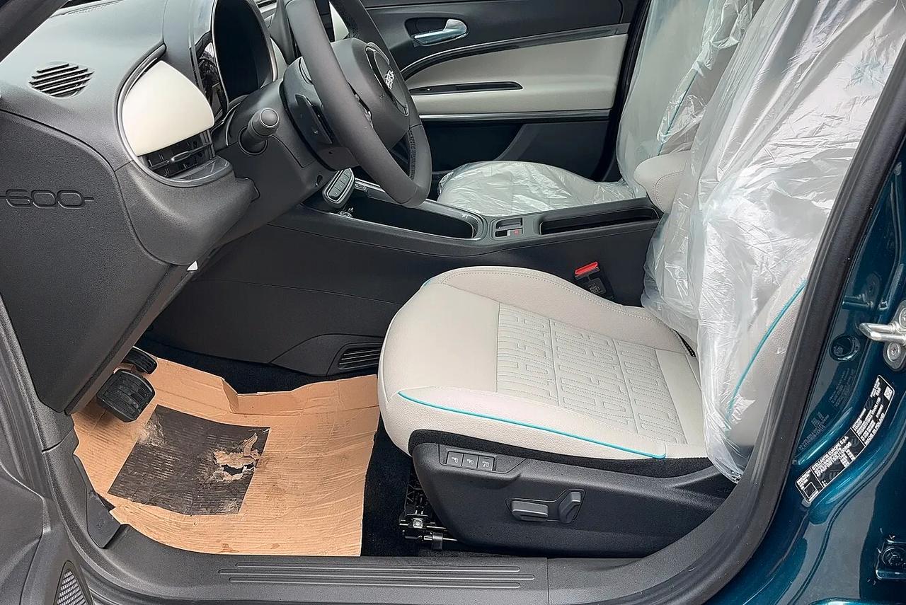 Fiat 600 Hybrid 110 CV DCT MHEV La Prima KM0